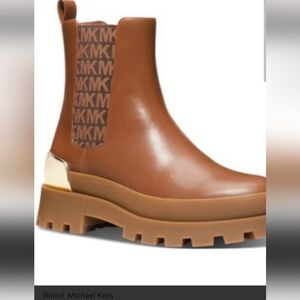 Michael Kors Tan Boots with Gold Detail Size 5
